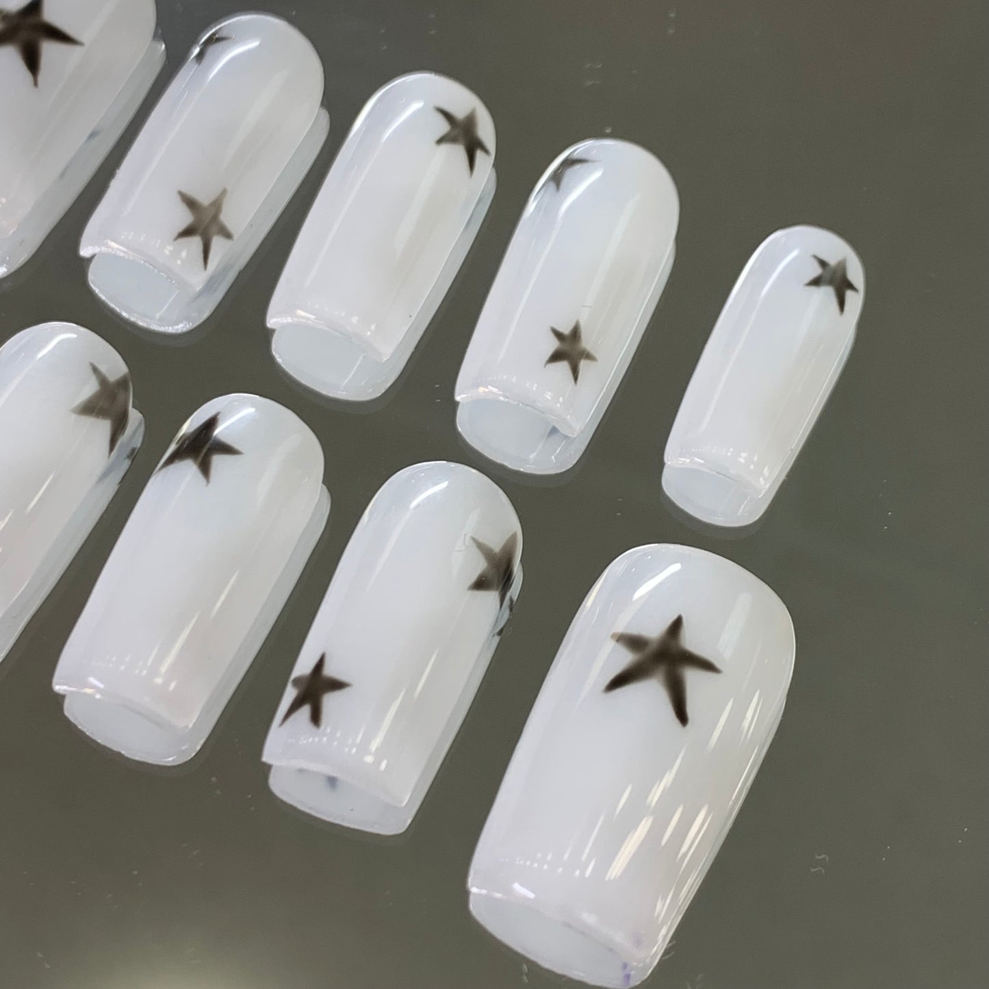 3d chrome nails y2k nail art